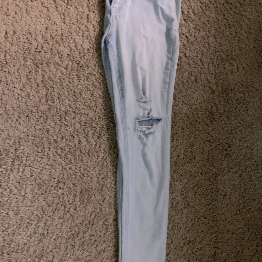 Light wash jeans